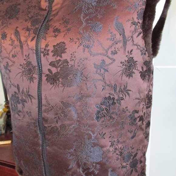 Faux Fur/ Brocade Reversible Vest - Picture 4 of 9